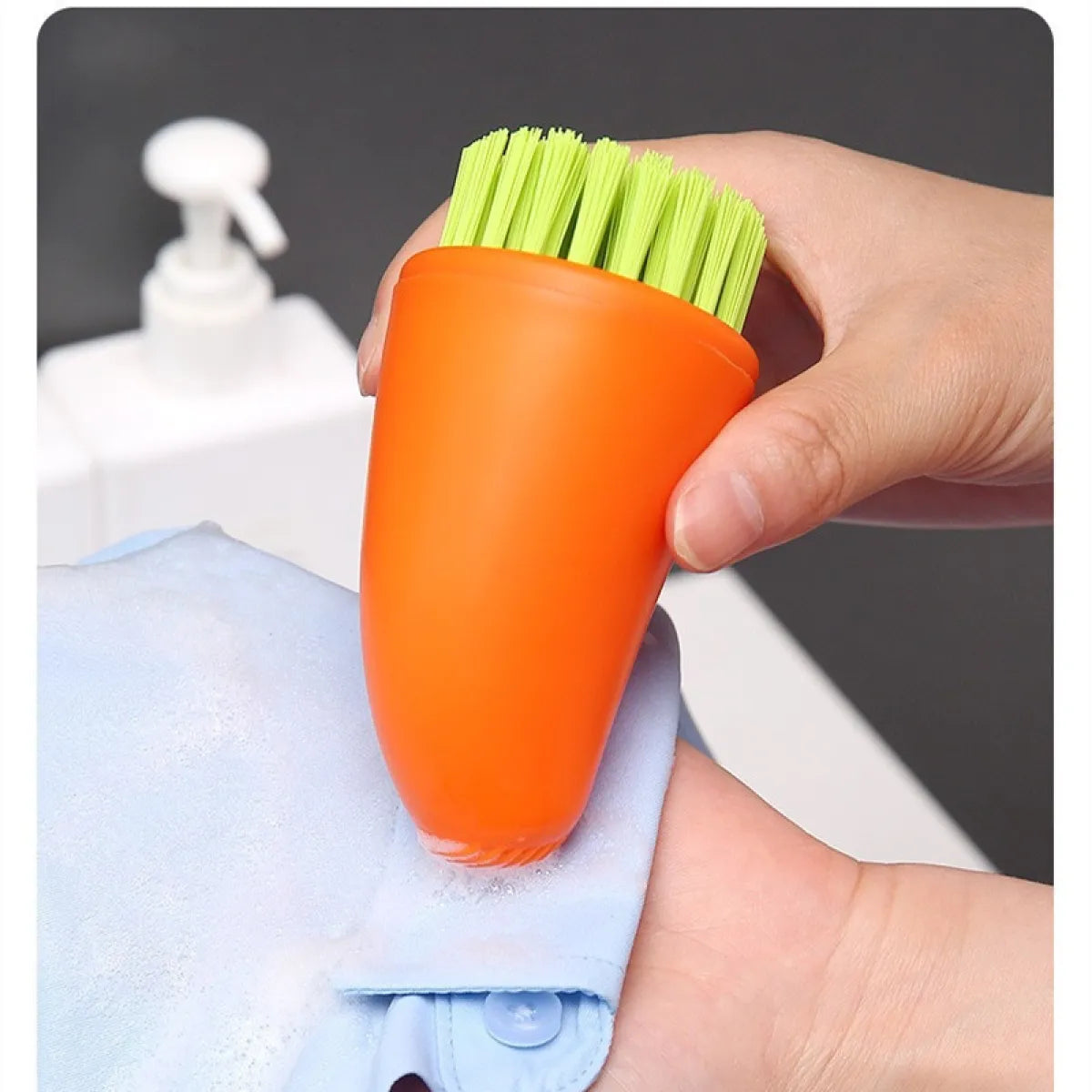 Multifunctional Carrot Brush Kitchen Tool